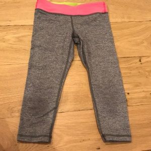 grey cropped ivivva leggings